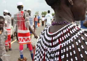Swinging beads South Sudan